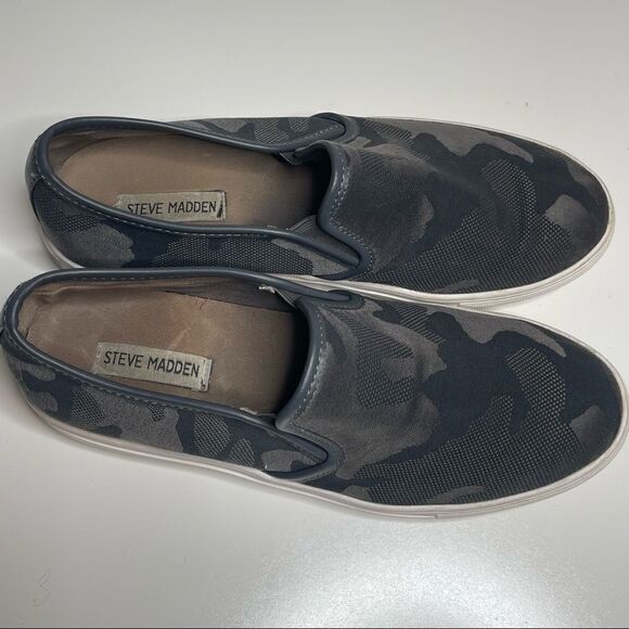 Steve Madden Men's Benning Gray Canvas Slip On Sneakers Shoes 9 M US - Picture 3 of 8